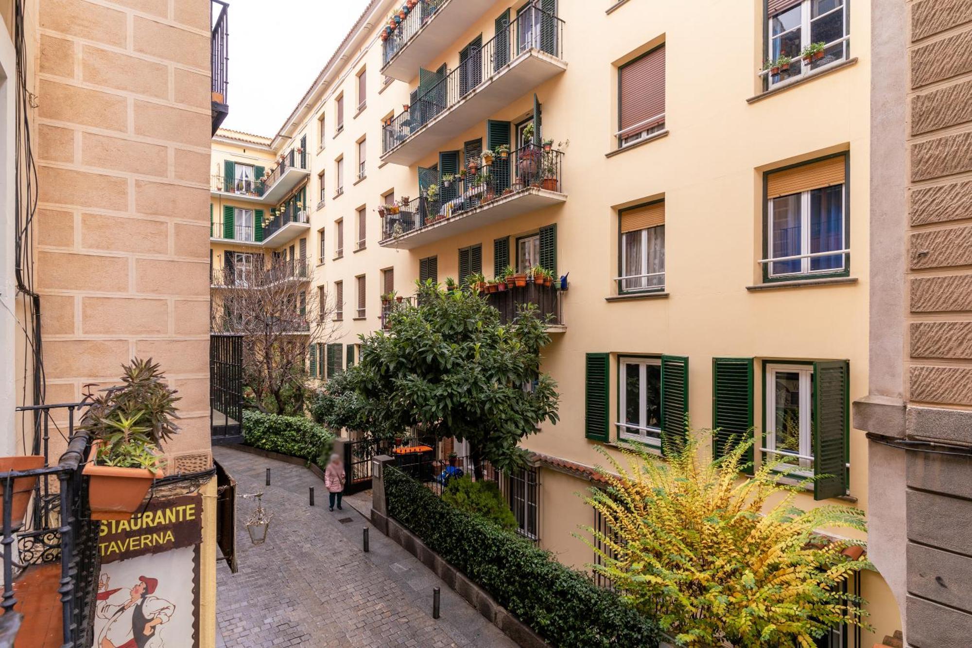 Spacious Modern-3Bedrooms 2Bathrooms-Plaza Mayor Madrid Esterno foto